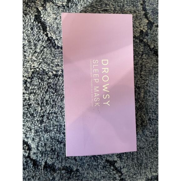 DROWSY Silk Sleep Mask Padded Silk Cocoon for Luxury Sleep Lavender Haze - Picture 1 of 4